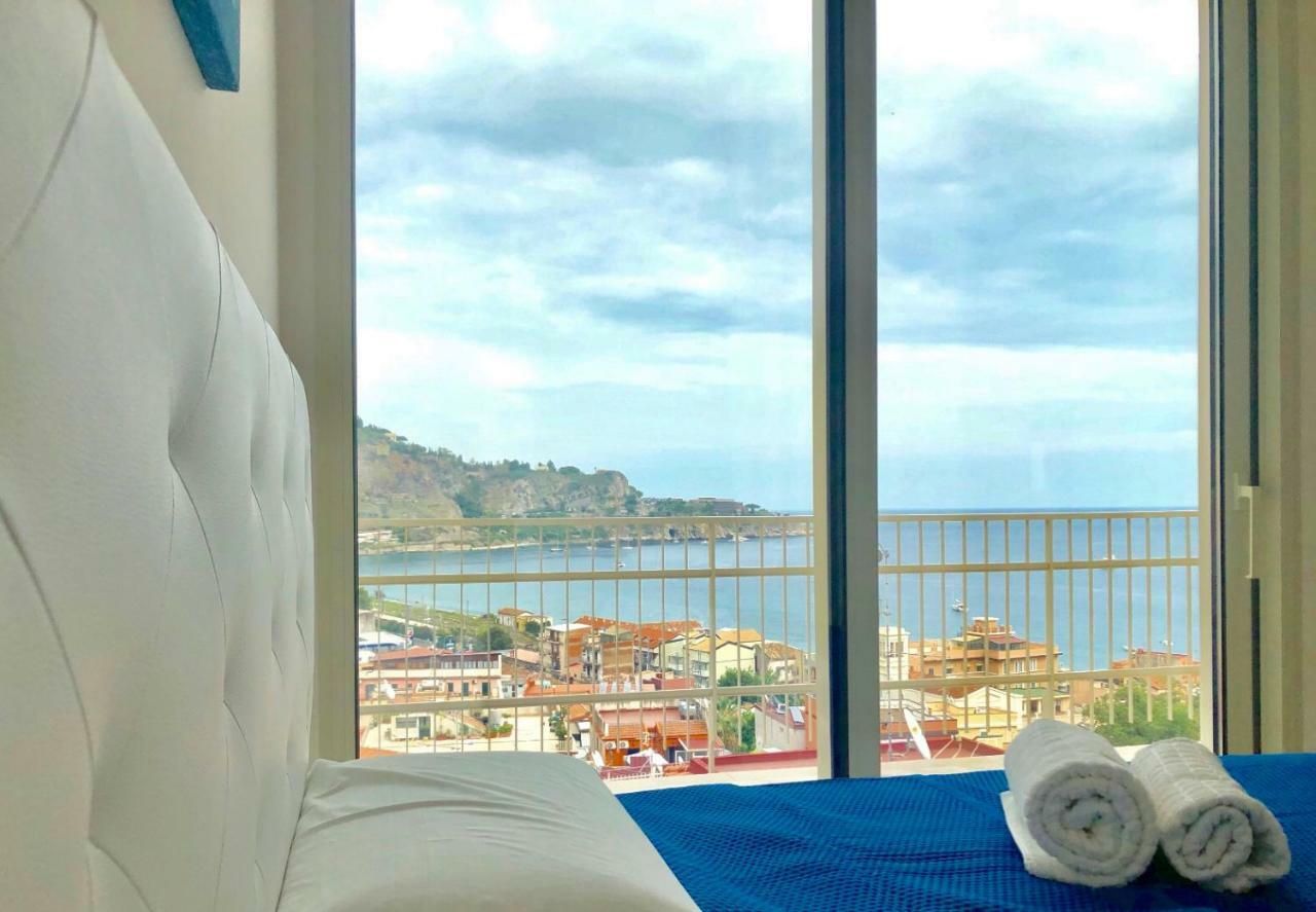 Appartamento Taormina Wonderful Solarium Giardini Naxos Esterno foto